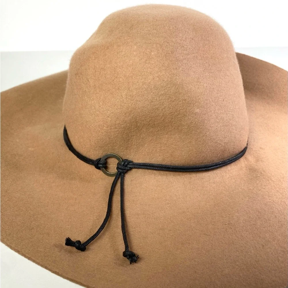 C.C. Exclusives 100% Wool Wide Brim Beige Hat L Western Boho Cowgirl Modern - Picture 2 of 7
